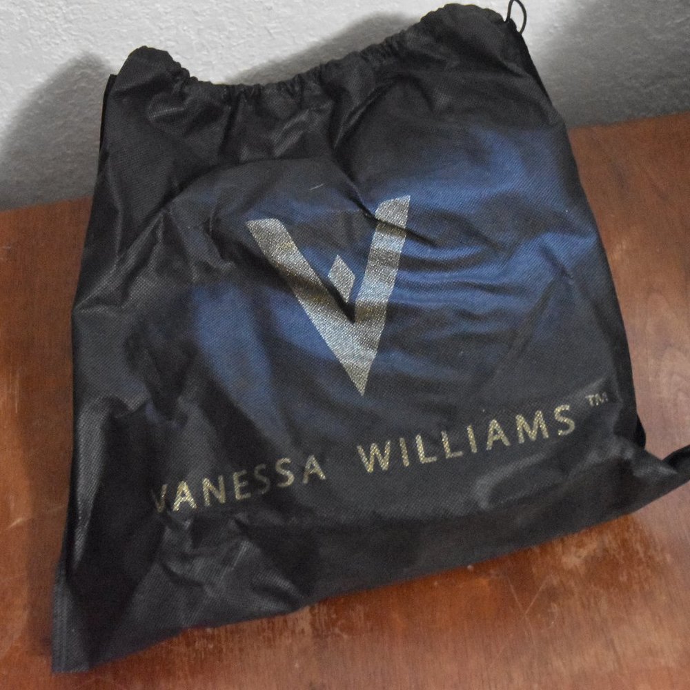 NWT black shoulder purse | Vanessa Williams - Picture 9 of 9